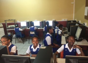 St. Louis Girls RC Gets an Upgraded Computer Lab