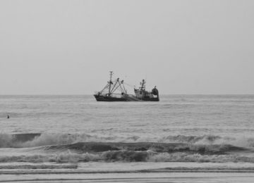 fishing-boat-3697390_1280