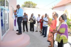 Mc-Kie-Griffith-Mgr-Retail-Services-Republic-House-Cluster-cutting-the-Ribbon-to-the-new-Parish-Centre