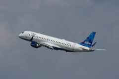 JetBlue_-_Embraer_190_-_N266JB_-_2012-07-16