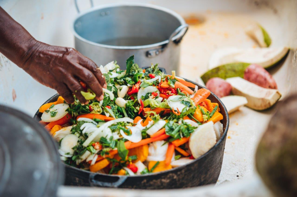 Turning Kitchen Waste Into Compost After Meals This Christmas The   Image 14 1024x681 